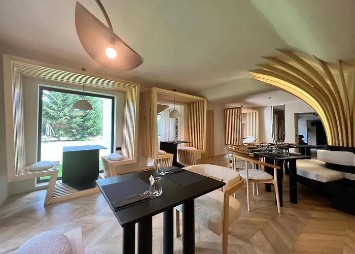 Garden Retreat Junior (Adults Only)